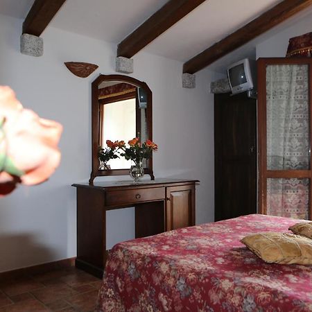 Agriturismo Vermentino Monti エクステリア 写真
