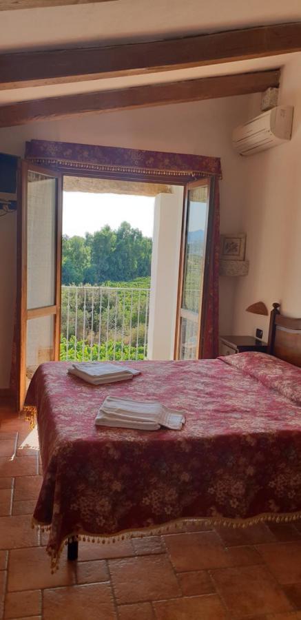 Agriturismo Vermentino Monti エクステリア 写真